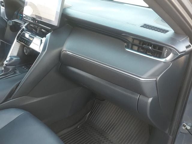 2024 Toyota Venza LE