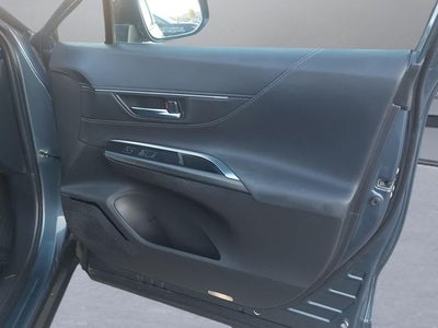 2024 Toyota Venza LE