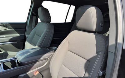 2025 Chevrolet Traverse LT 2LT