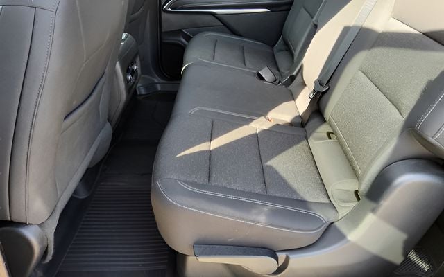 2025 Chevrolet Traverse LT 2LT