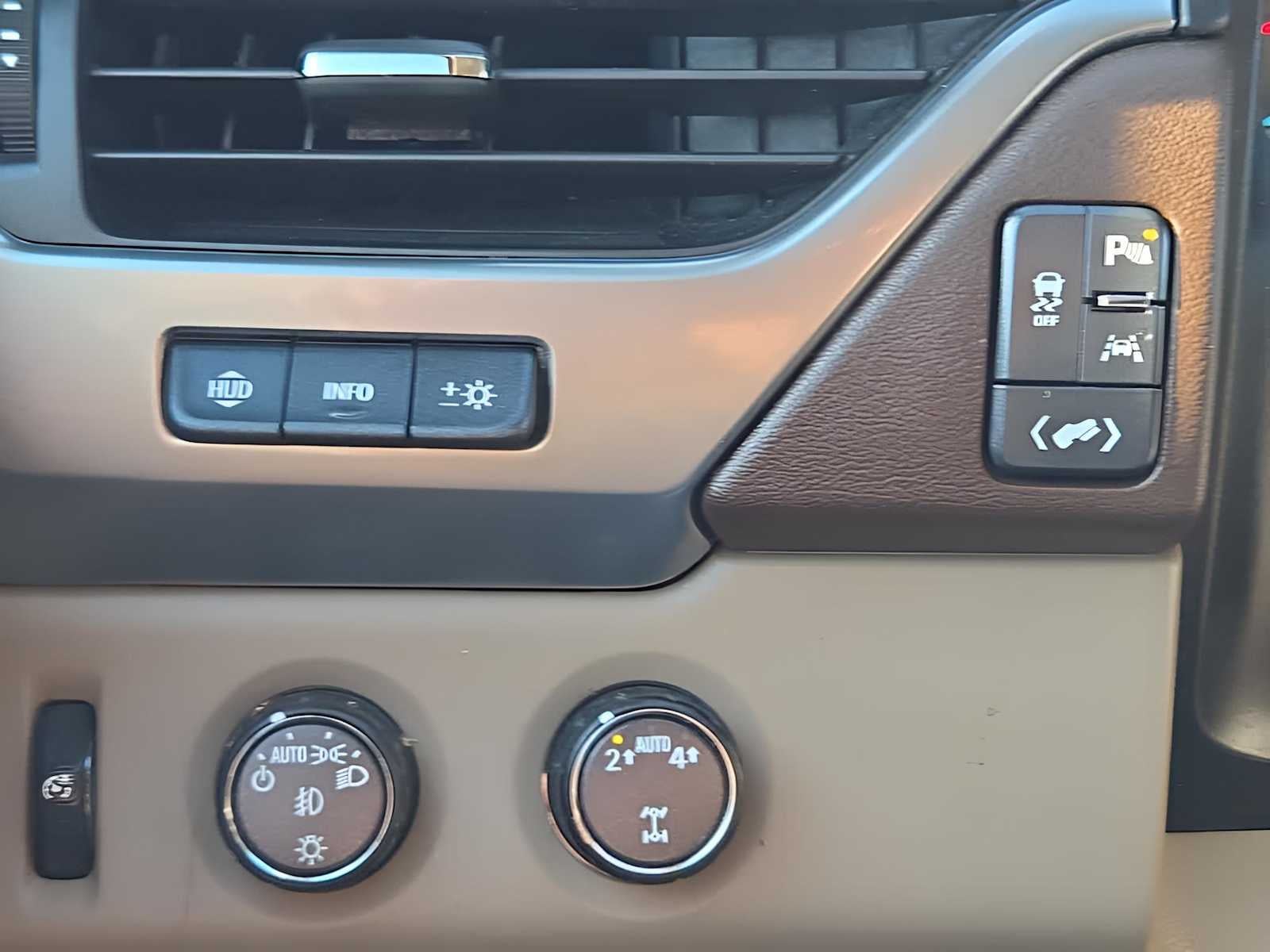 2020 Chevrolet Suburban Premier