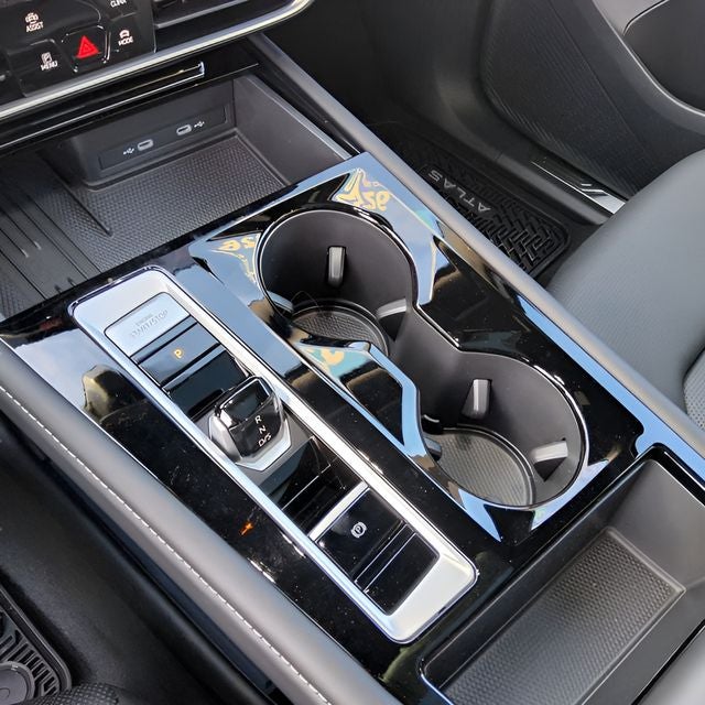 2026 Volkswagen Atlas Cross Sport 2.0T SEL R-Line Black