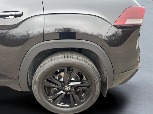 2026 Volkswagen Atlas Cross Sport 2.0T SEL R-Line Black