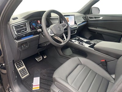 2026 Volkswagen Atlas Cross Sport 2.0T SEL R-Line Black