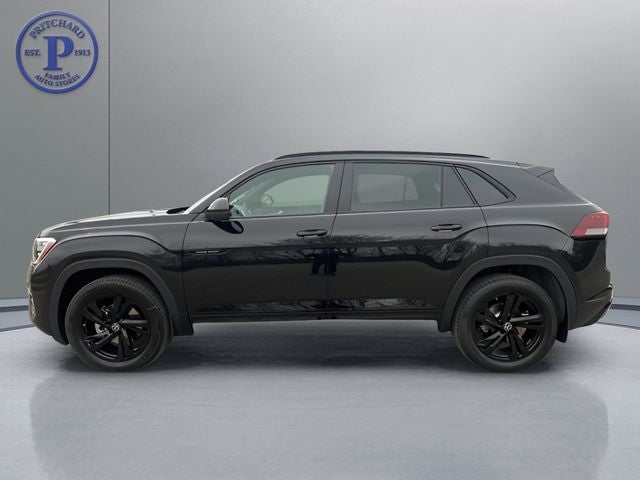 2026 Volkswagen Atlas Cross Sport 2.0T SEL R-Line Black