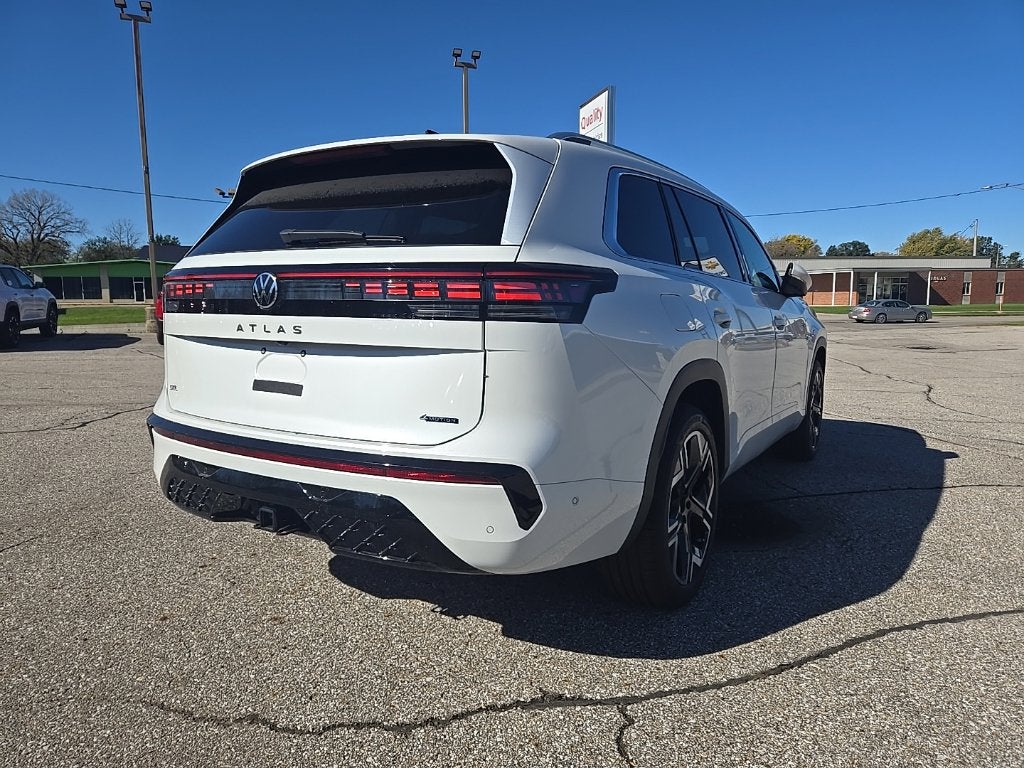 2027 Volkswagen Atlas SEL Premium R-Line 4MOTION