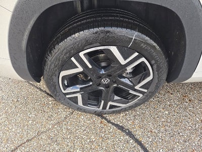 2027 Volkswagen Atlas SEL Premium R-Line