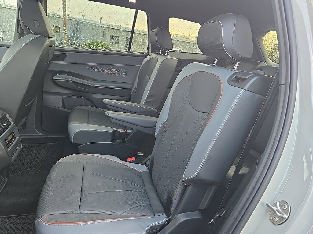 2027 Volkswagen Atlas SEL Premium R-Line