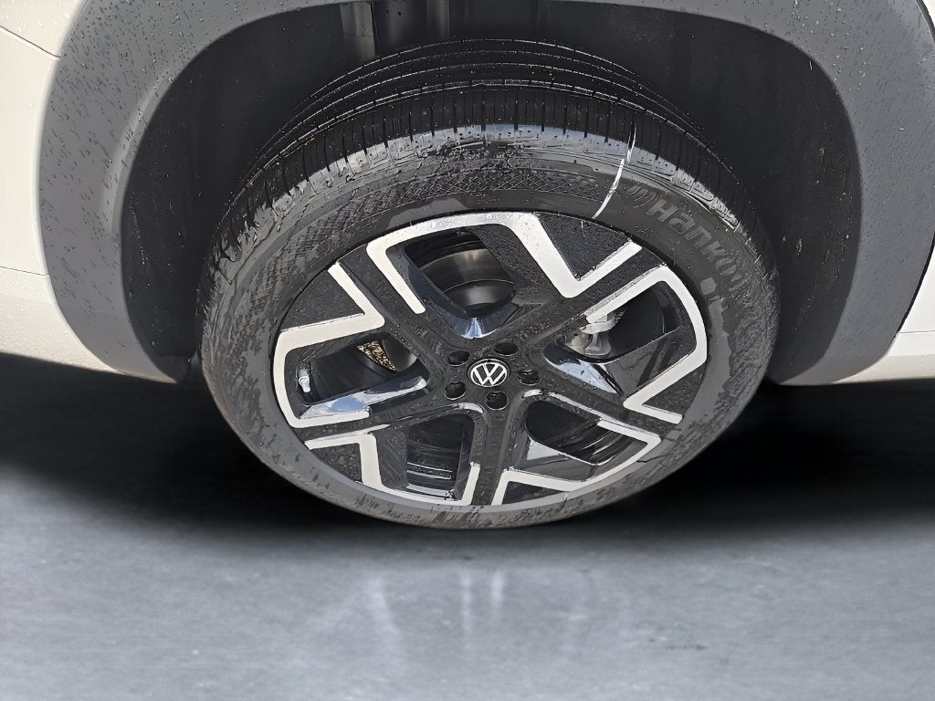 2027 Volkswagen Atlas SEL Premium R-Line
