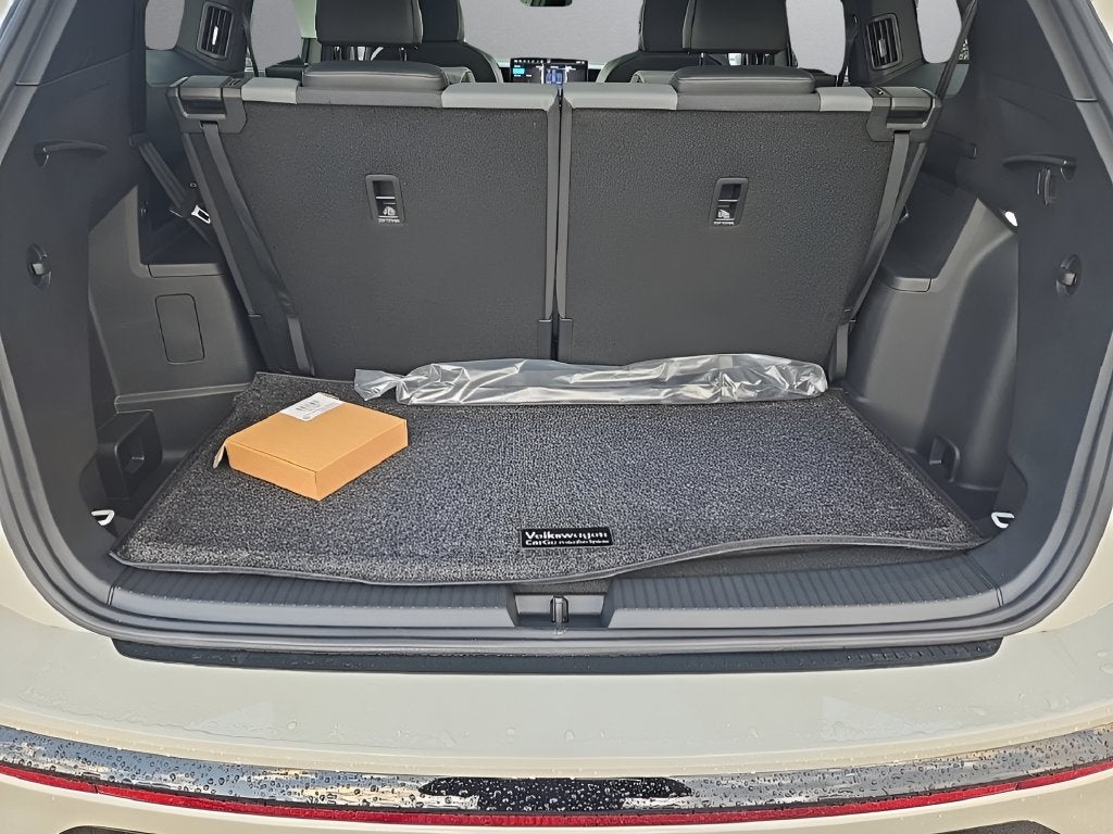 2027 Volkswagen Atlas SEL Premium R-Line