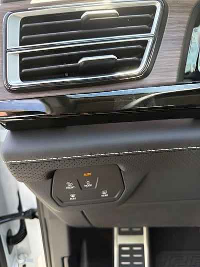 2026 Volkswagen Atlas 2.0T SEL Premium R-Line 4MOTION
