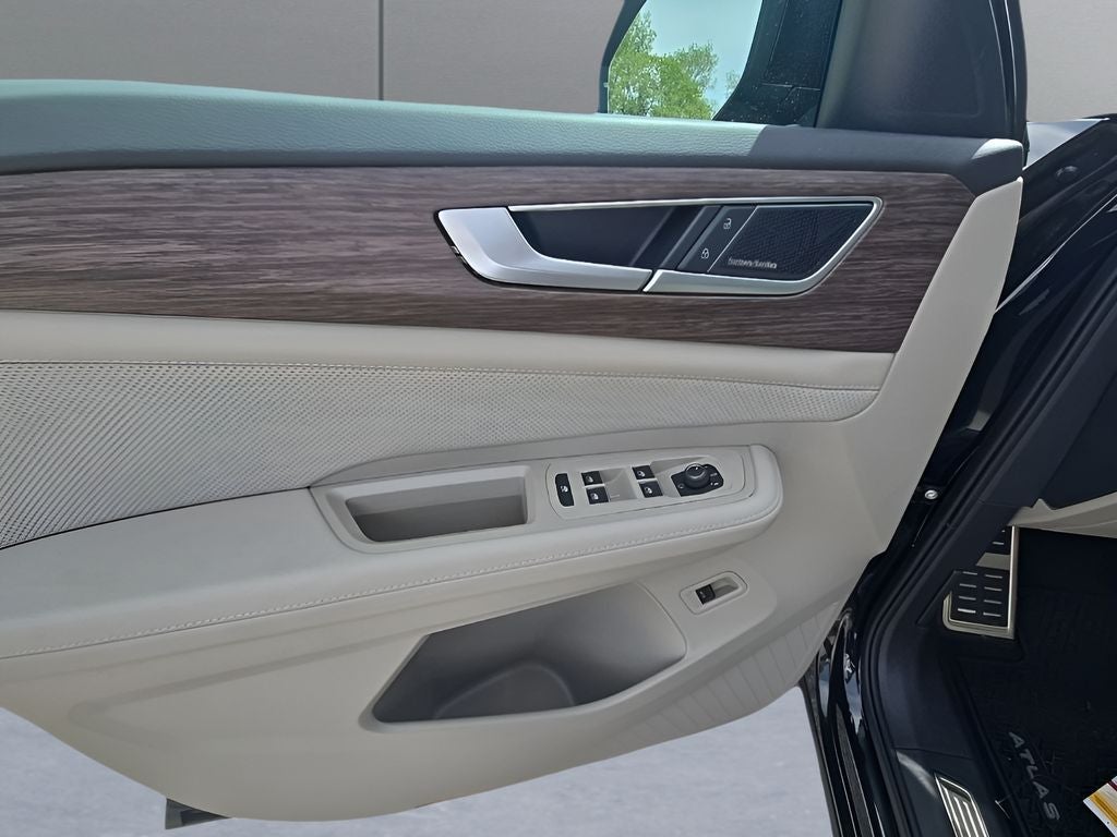 2026 Volkswagen Atlas 2.0T SEL Premium R-Line 4MOTION