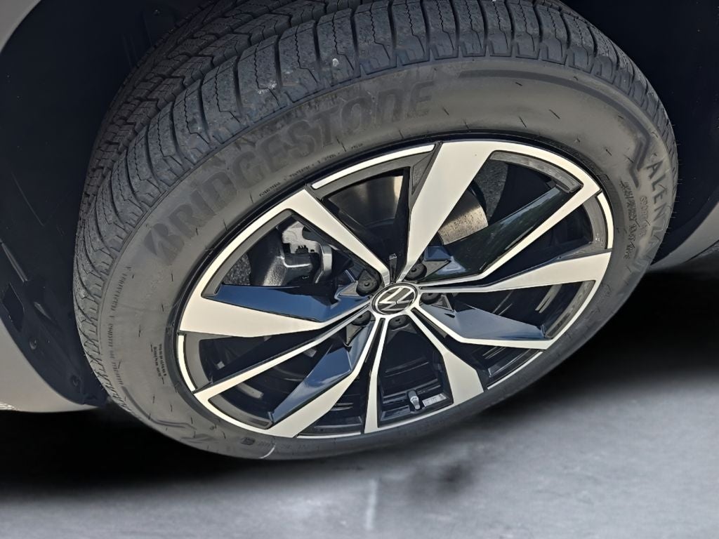 2026 Volkswagen Atlas 2.0T SEL Premium R-Line 4MOTION