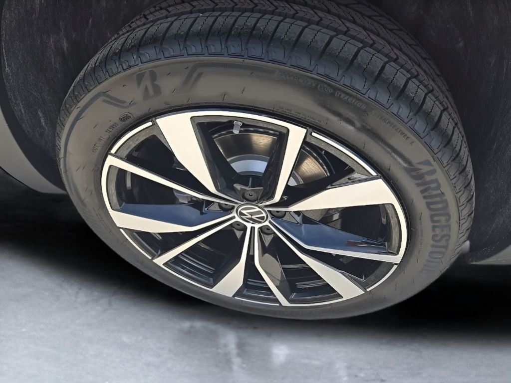 2026 Volkswagen Atlas 2.0T SEL Premium R-Line 4MOTION
