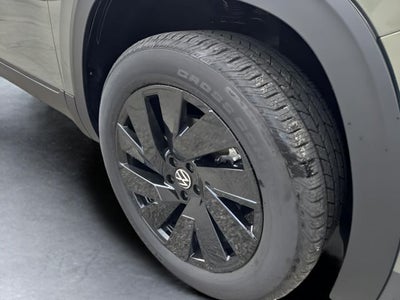 2026 Volkswagen Atlas 2.0T SE w/ Technology