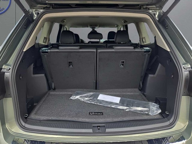 2026 Volkswagen Atlas 2.0T SE w/ Technology