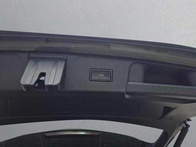 2026 Volkswagen Atlas 2.0T SE w/ Technology