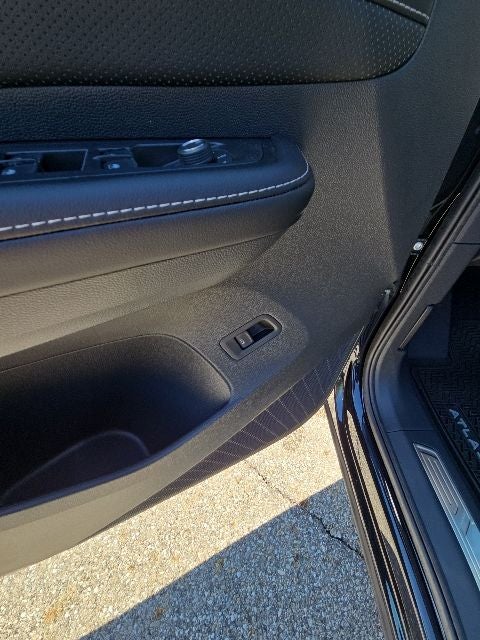 2026 Volkswagen Atlas SE W/ Tech AWD