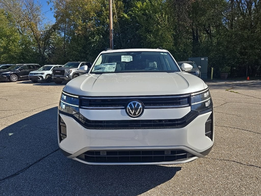 2027 Volkswagen Atlas SE w/Technology