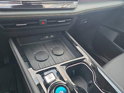 2027 Volkswagen Atlas SE w/Technology