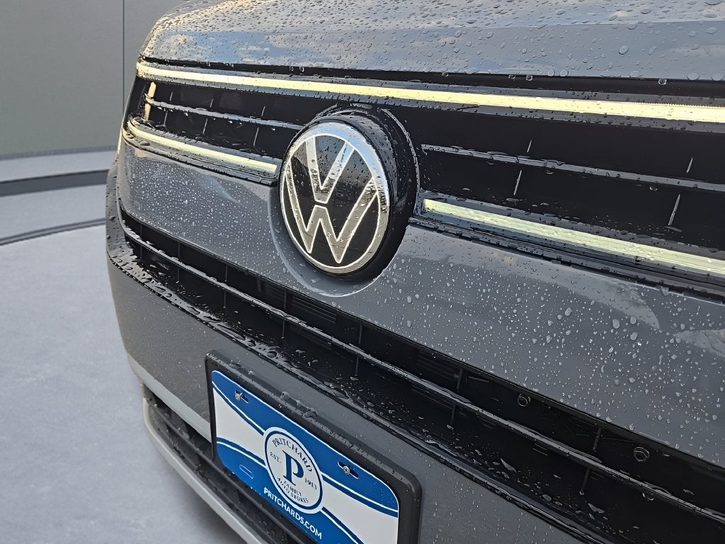 2027 Volkswagen Atlas SE w/Technology
