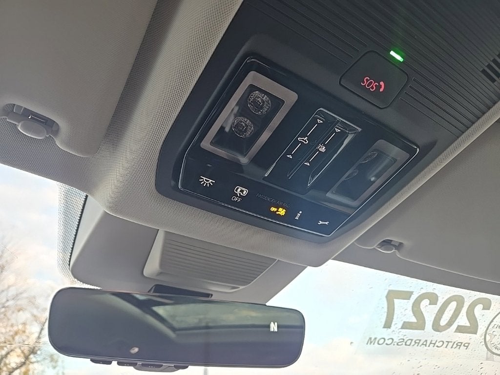 2027 Volkswagen Atlas SE w/Technology