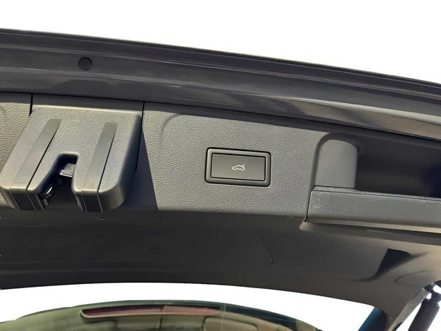 2026 Volkswagen Atlas 2.0T SE w/ Technology