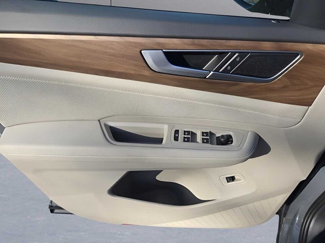 2026 Volkswagen Atlas 2.0T SE w/ Technology