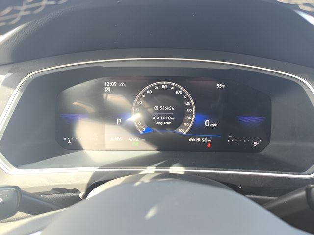 2024 Volkswagen Tiguan 2.0T SE