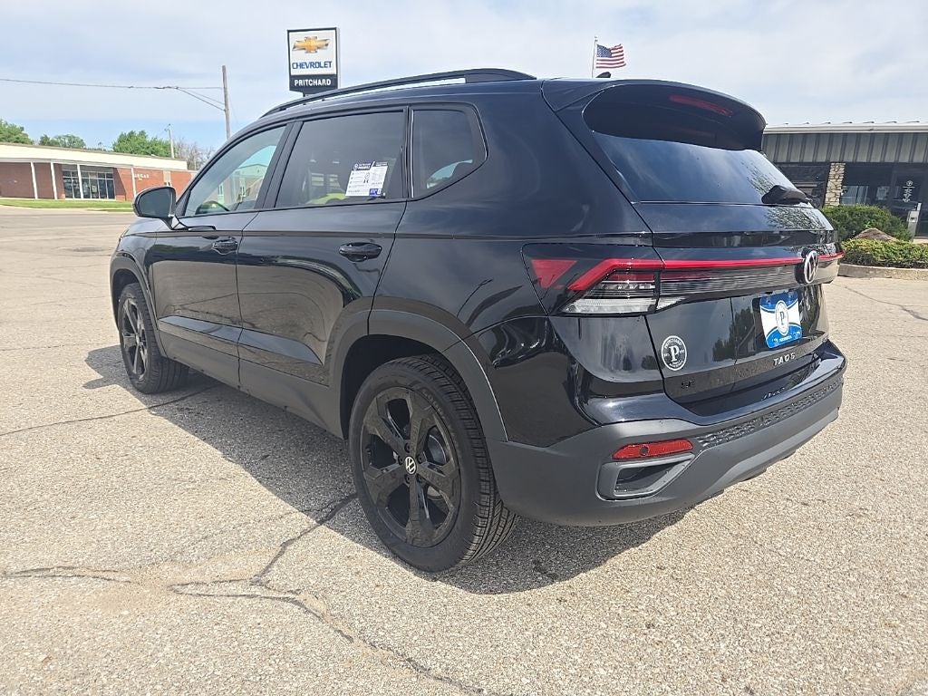 2026 Volkswagen Taos 1.5T SE Black