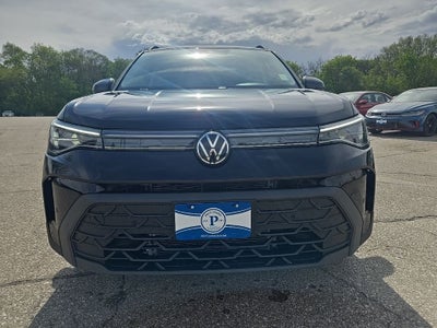2026 Volkswagen Taos 1.5T SE Black