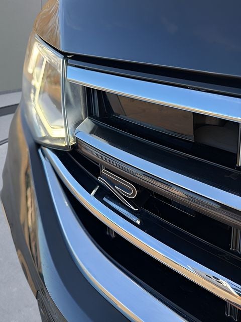 2023 Volkswagen Tiguan 2.0T SEL R-Line