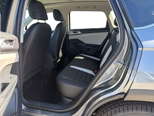 2026 Volkswagen Taos 1.5T SEL