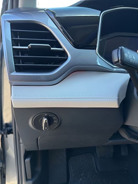 2026 Volkswagen Taos 1.5T SEL