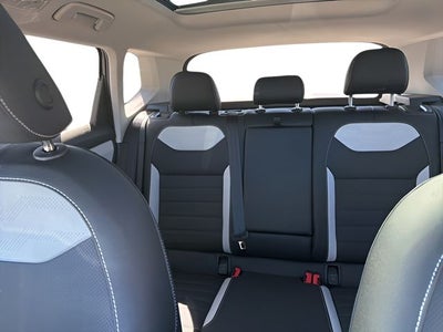 2026 Volkswagen Taos 1.5T SEL