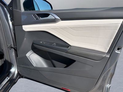 2026 Volkswagen Taos 1.5T SEL