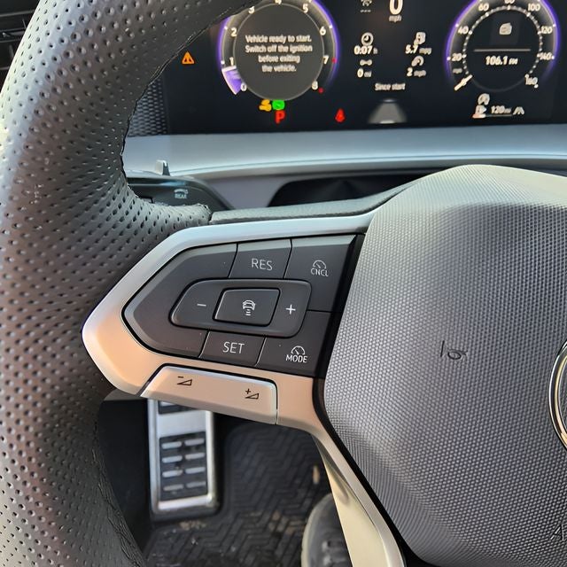 2025 Volkswagen Tiguan 2.0T SE R-Line Black