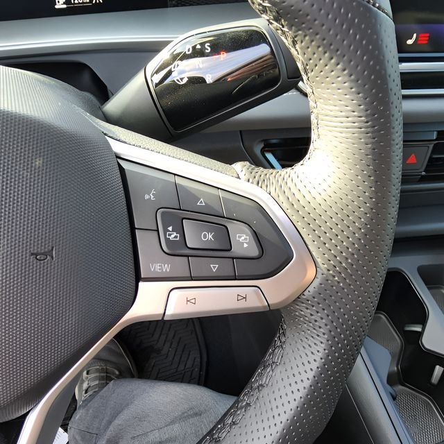 2025 Volkswagen Tiguan 2.0T SE R-Line Black