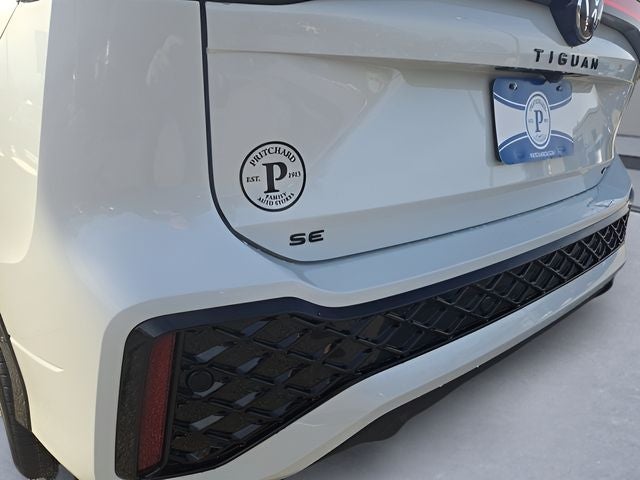 2026 Volkswagen Tiguan 2.0T SE R-Line Black