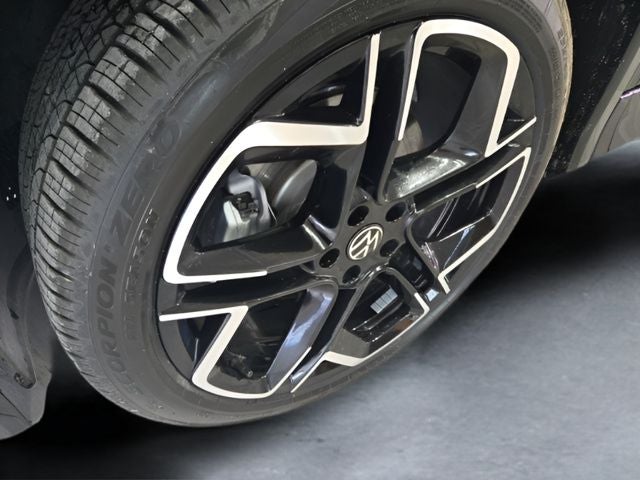 2026 Volkswagen Tiguan 2.0T SEL R-Line Turbo