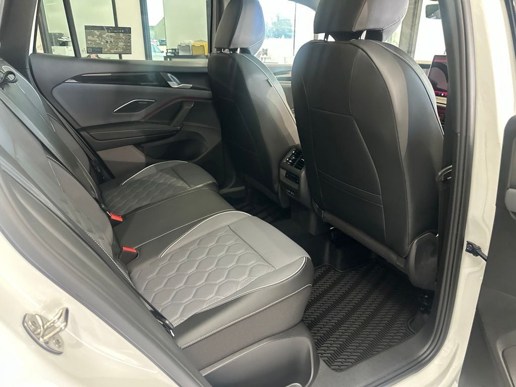 2026 Volkswagen Tiguan 2.0T SEL R-Line Turbo