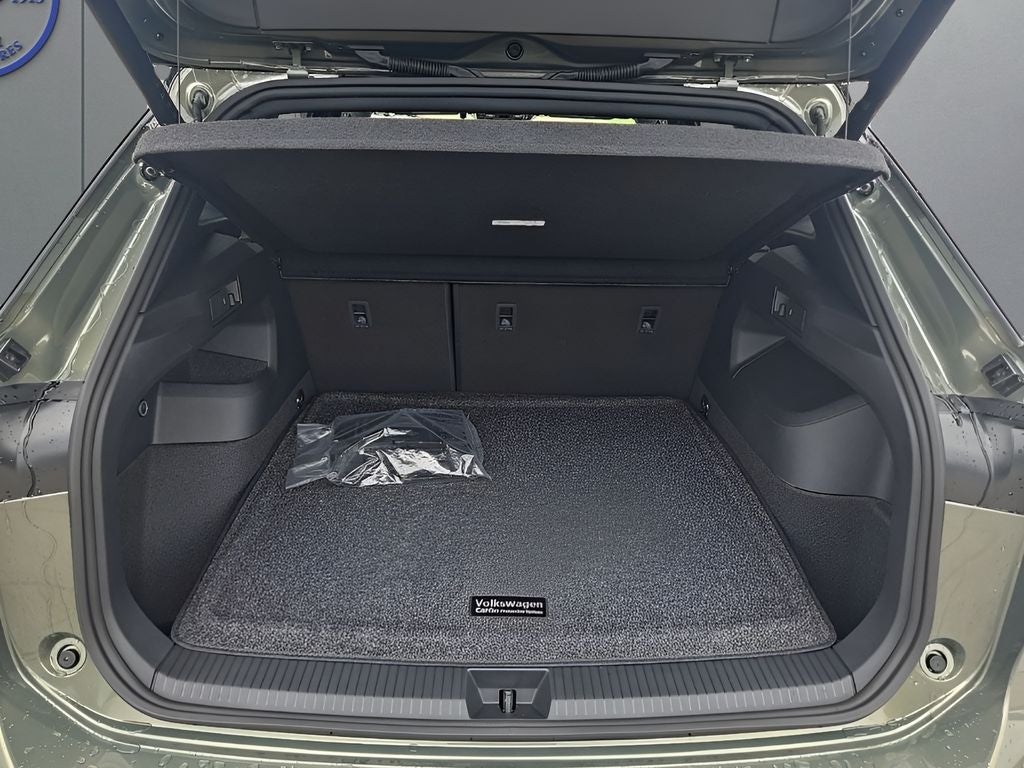 2026 Volkswagen Tiguan 2.0T SEL R-Line Turbo