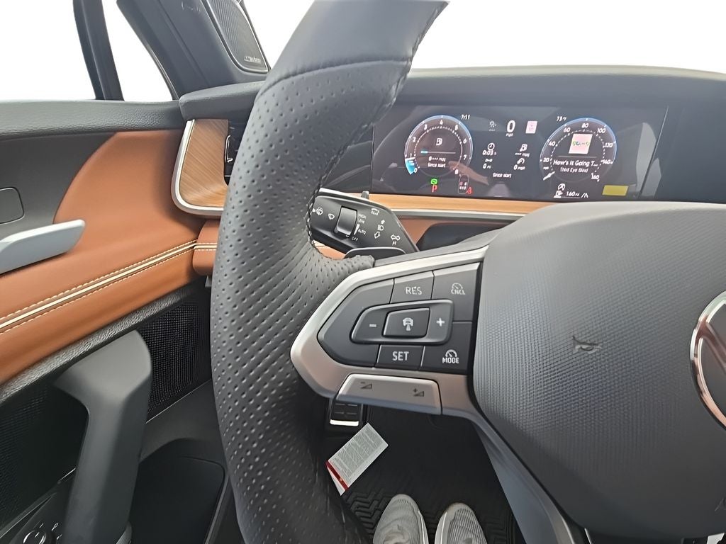 2026 Volkswagen Tiguan 2.0T SEL R-Line Turbo