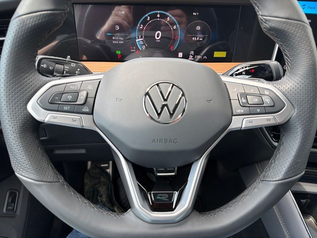 2026 Volkswagen Tiguan 2.0T SEL R-Line Turbo