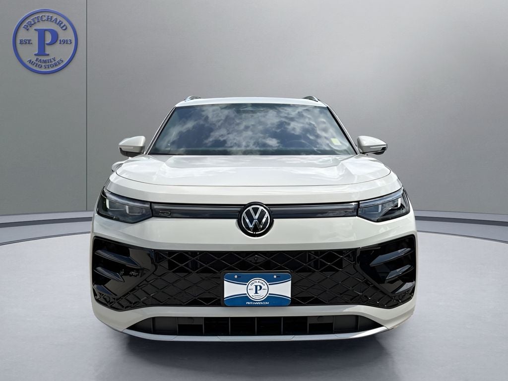 2026 Volkswagen Tiguan 2.0T SEL R-Line Turbo