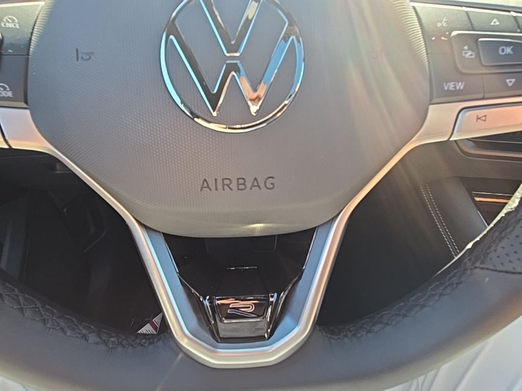 2026 Volkswagen Tiguan 2.0T SEL R-Line Turbo