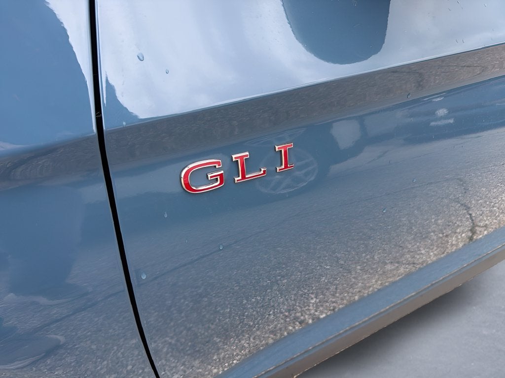 2027 Volkswagen Jetta Autobahn FWD