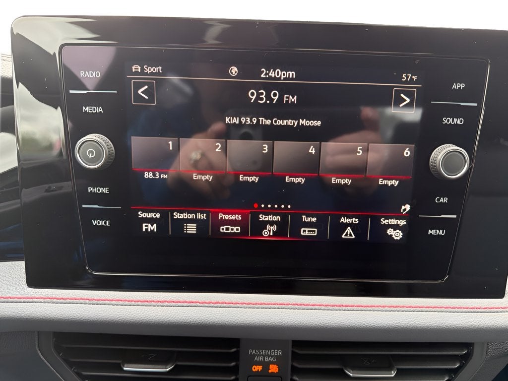 2027 Volkswagen Jetta Autobahn FWD
