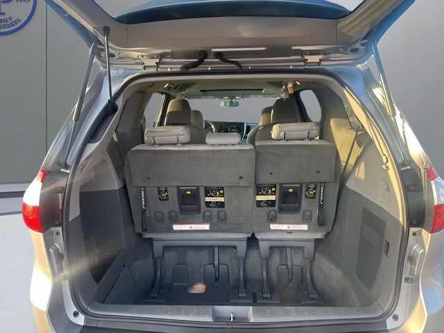 2015 Toyota Sienna XLE 7 Passenger