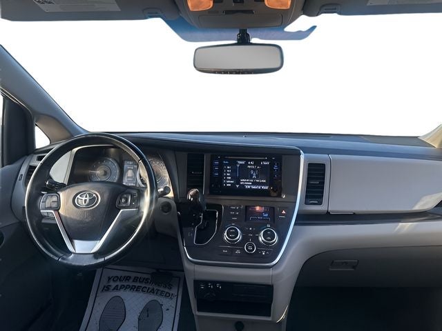 2015 Toyota Sienna XLE 7 Passenger